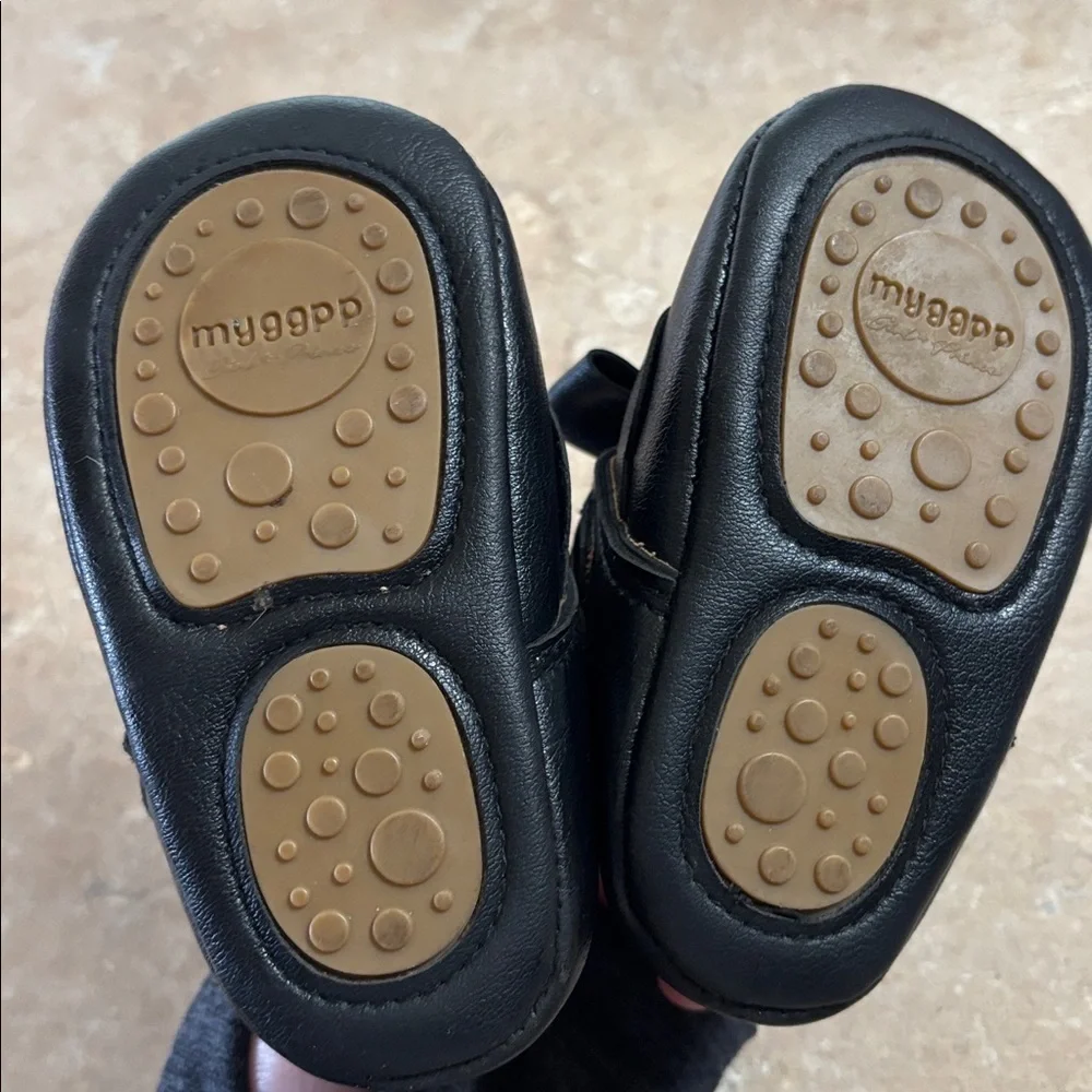 Myggpp Classic Black Infant Crib Shoes with Bow Size 12-18M
